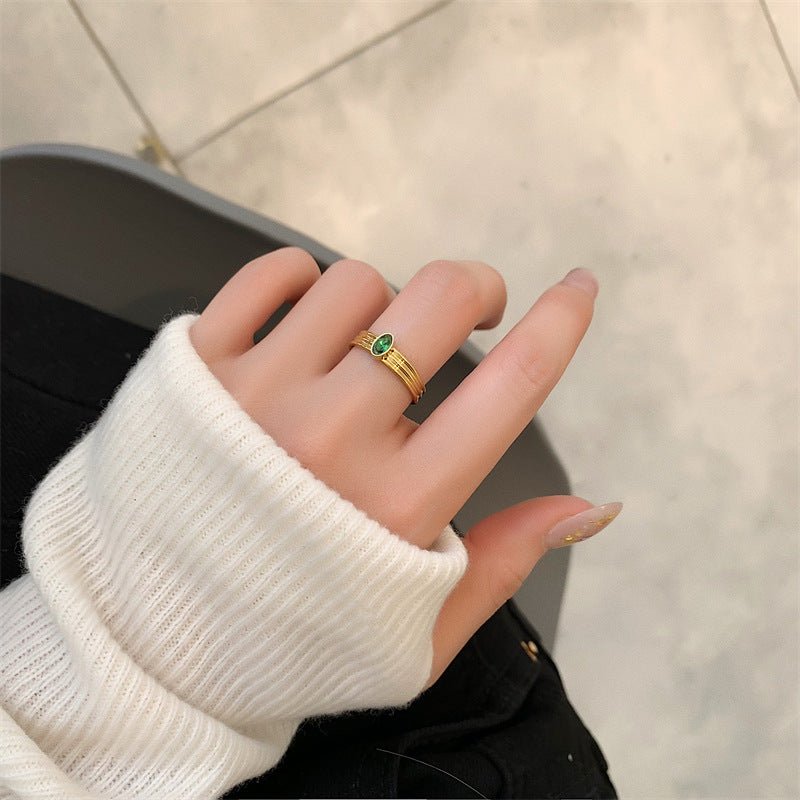 Anillo esmeralda