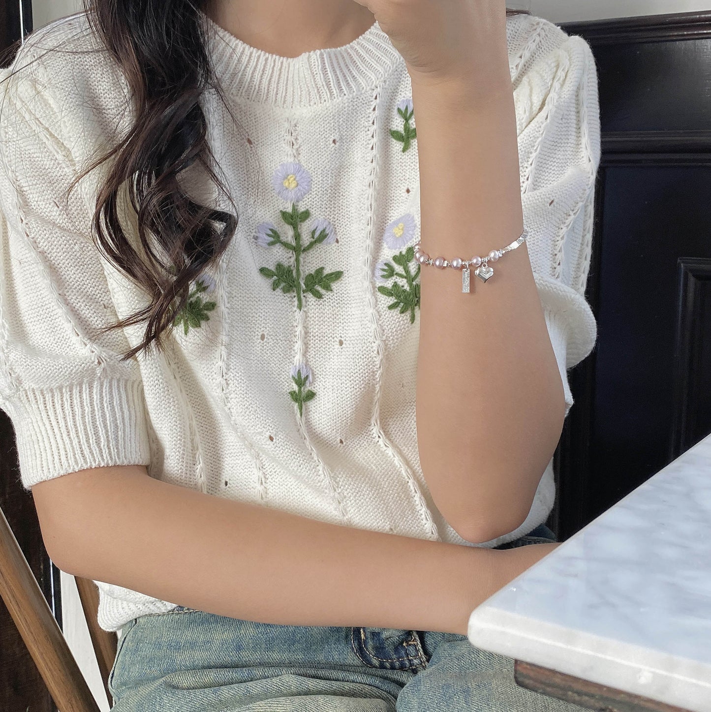 Pulsera de perlas rosas