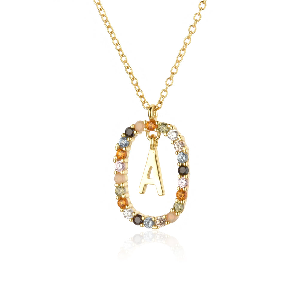 Collar con inicial y pedreria